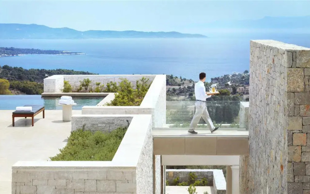 Amanzoe
