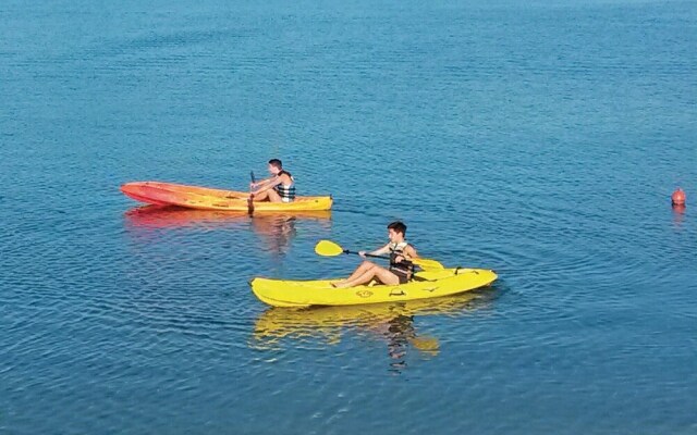 Nice Home in Sreser with Hot Tub, Sauna & WiFi