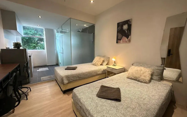 International Service Apartments