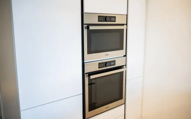 Blithe 4 Bedroom Apartment 105m2 -ss177b-