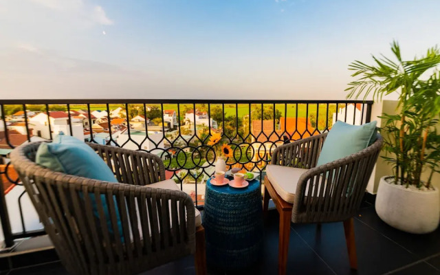 Hoi An Merrily De Art Hotel