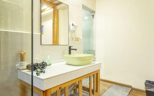 Lijiang Family And Hostel Inn