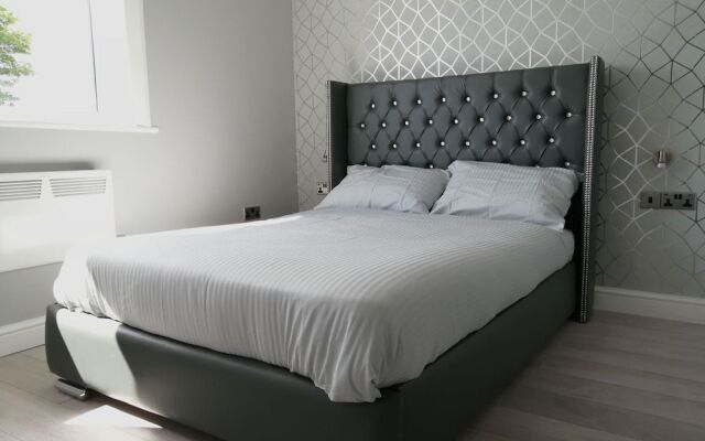 Encore Rooms