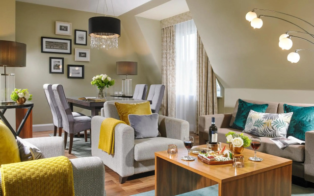 Carrigaline Court Hotel and Leisure Centre