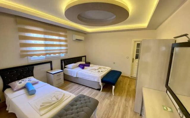 Yalçın Hotel