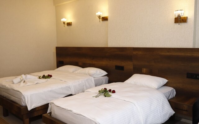 New Konak Hotel