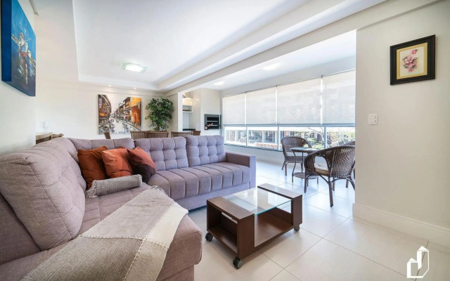 Apartamento amplo e com todos os ambientes climatizados