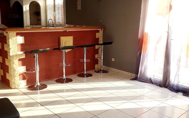 Villa With 4 Bedrooms in Florensac, With Enclosed Garden - 15 km From