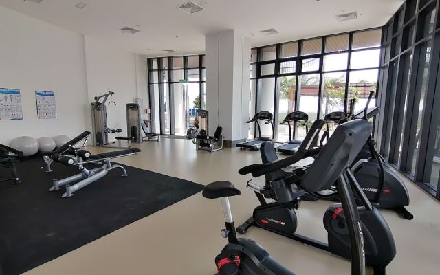 Almas Suites Puteri Harbour Hello Kitty