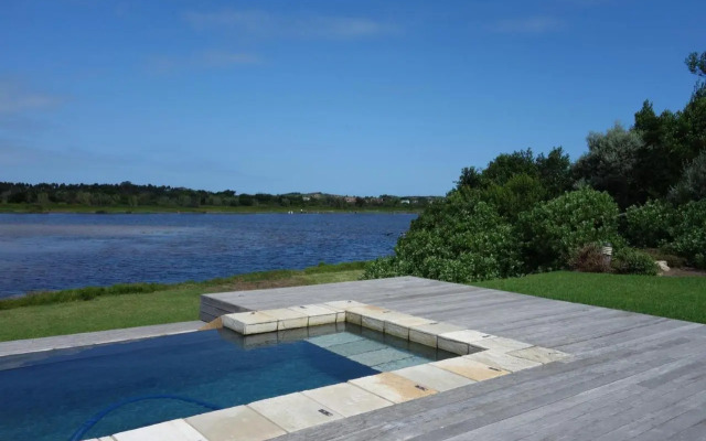 Twin Rivers Villa