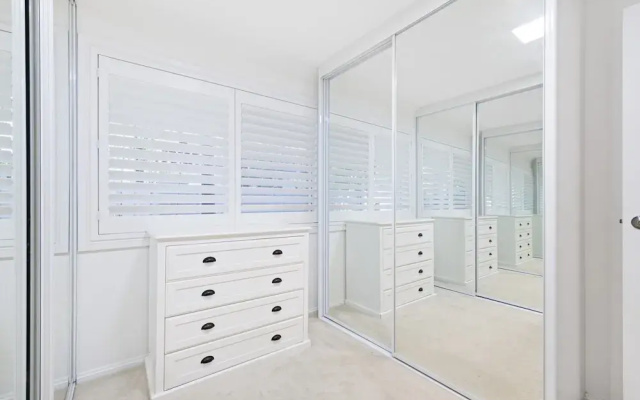 Spacious 4-bed Home Near Avalon Beach
