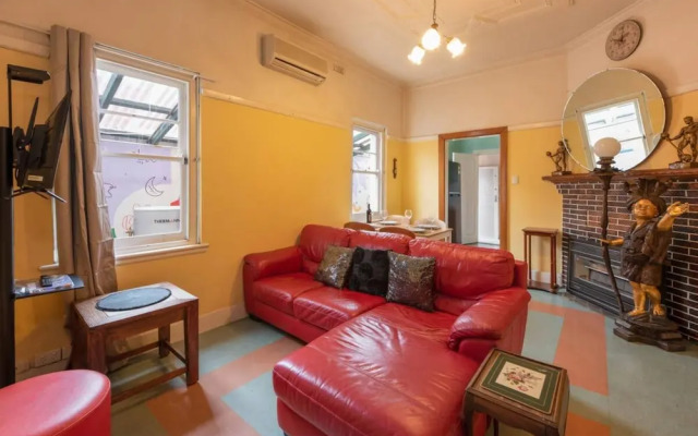 3 Bedroom Unit in the Heart of Beautiful Northcote