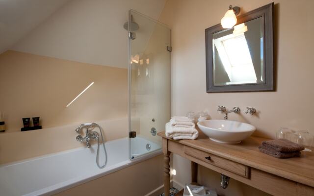 B Guest Bed & Breakfast