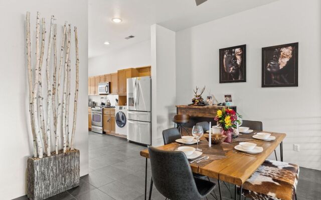 "tokyo Ryokan Home in Hidden Dessert Oasis"