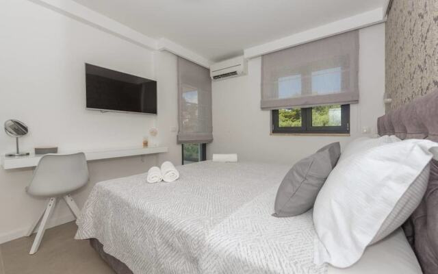 Villa VID
