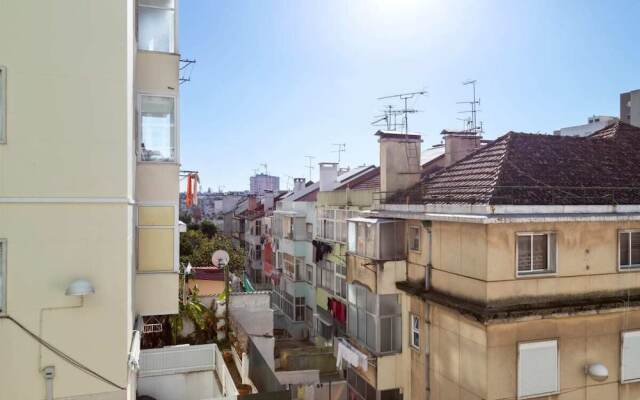 Stunning 2-Bedroom Apartment in Benfica, Lisbon