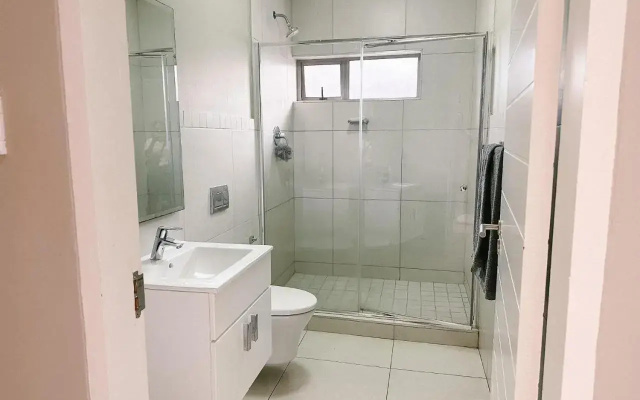 Zimbali Wedge - Unit 11