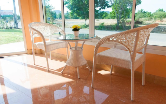 Nam Talay Resort