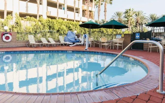 Kings Inn Anaheim at the Park & Convention Center