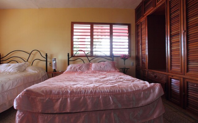 Hostal Zaira Kenia y Jorge Luis