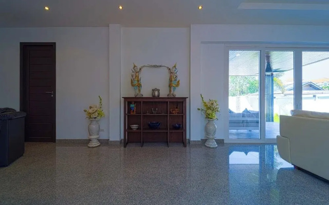 Luxury 4 Bedroom Pool Villa - PV8