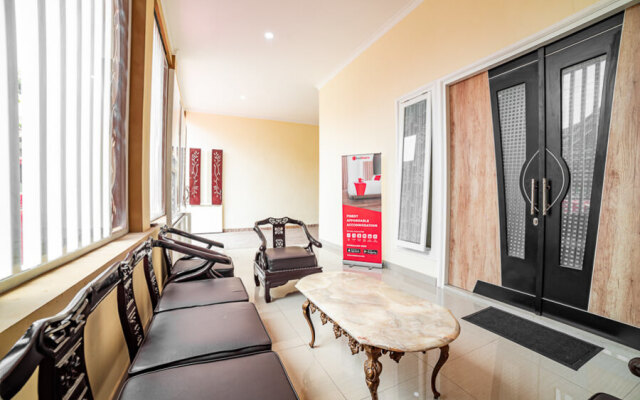 RedDoorz Syariah @ Blimbing Malang