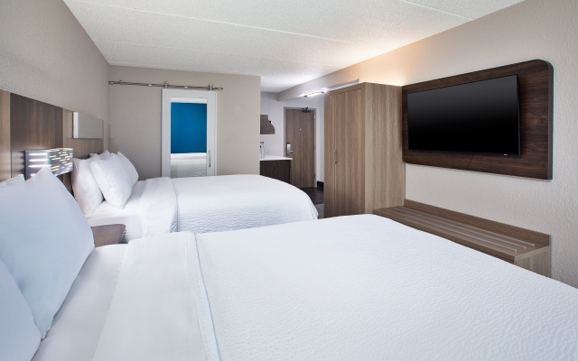 Holiday Inn Express & Suites Eden Prairie – Minneapolis by IHG