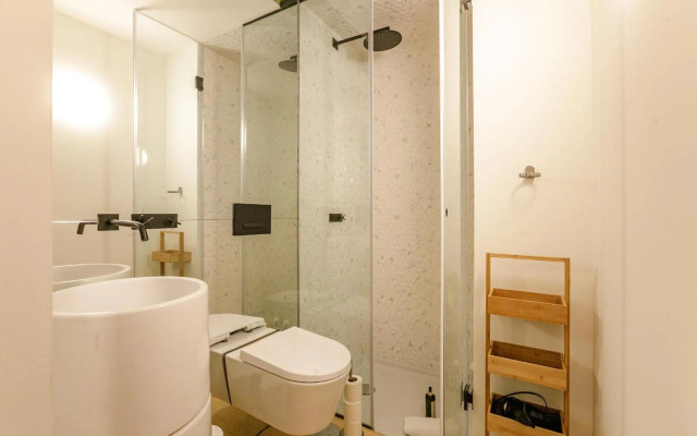 LovelyStay - Taipas Studio with AC