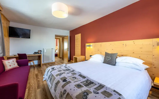 Hotel Col Di Lana