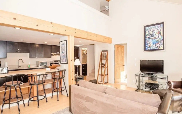 Crestview in River Run by Alpine Lodging