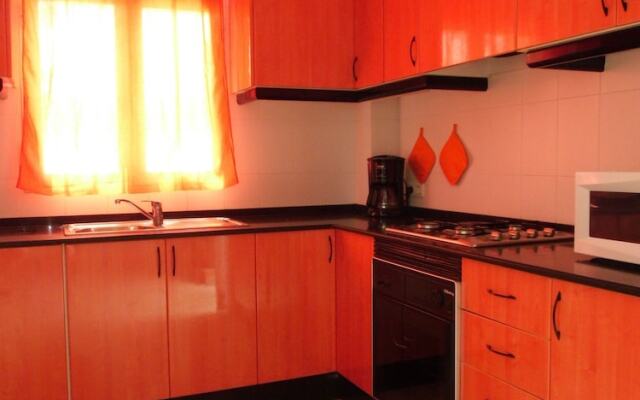 032 Villa Albardanera