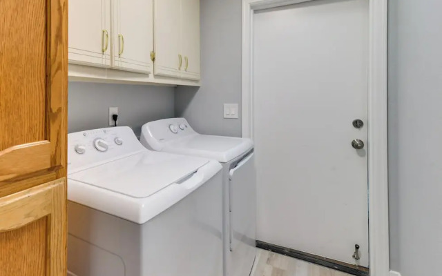 Pet-friendly Mesa Vacation Home w/ Furnished Patio