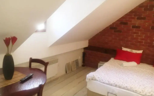 Apartment Bonbon 1