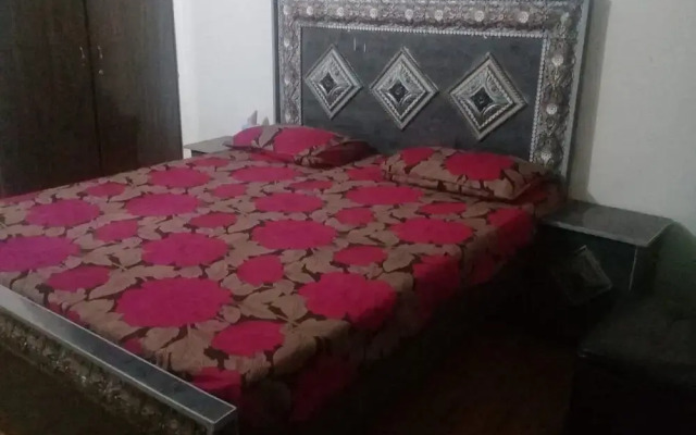 Royal Chelet Family Guest House