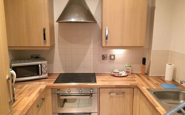 Leamington Spa Serviced Apartments - Ince House