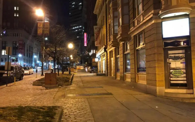 Chase at 39 West Lexington