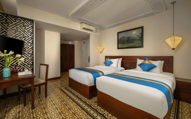 Royal Riverside Hoi An Hotel – Guest Rooms – Da Nang