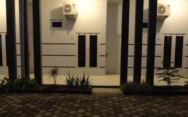 Pendowo Huis Guest House