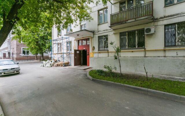 Apartment on Perunovskiy 4-10