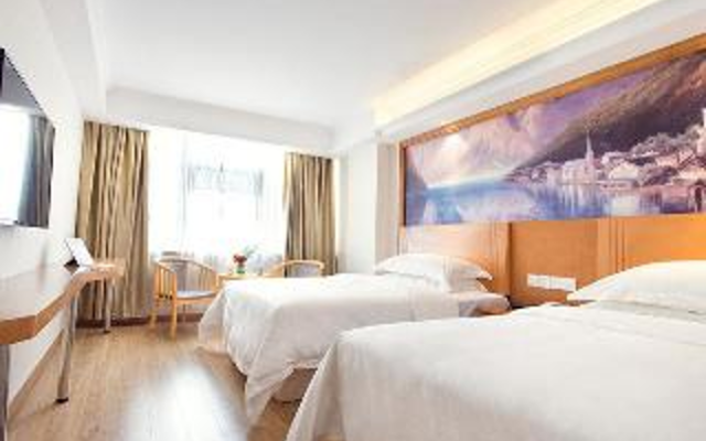 Vienna Hotel Chengdu Chunxi Road Tianfu Plaza Subway Station