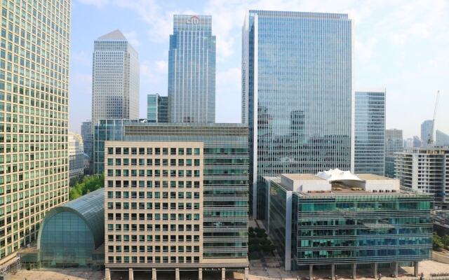 Breathtaking Modern Flat on the Dockside, Sleeps 6