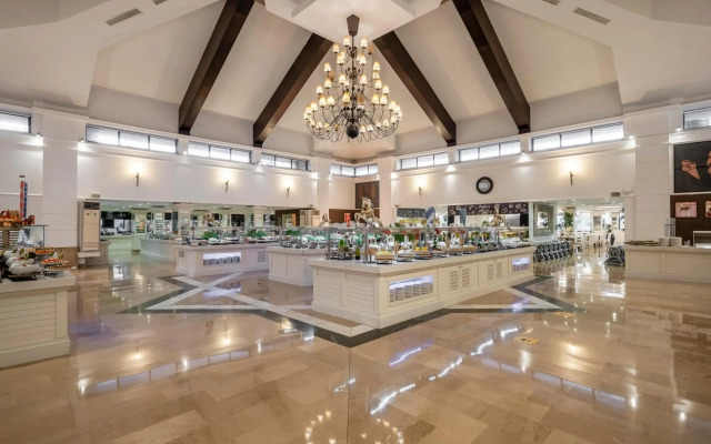 Bellis Deluxe Hotel