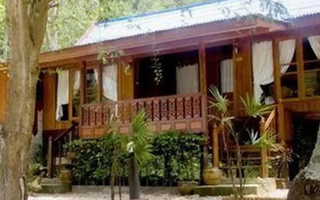 Koh Talu Island Resort