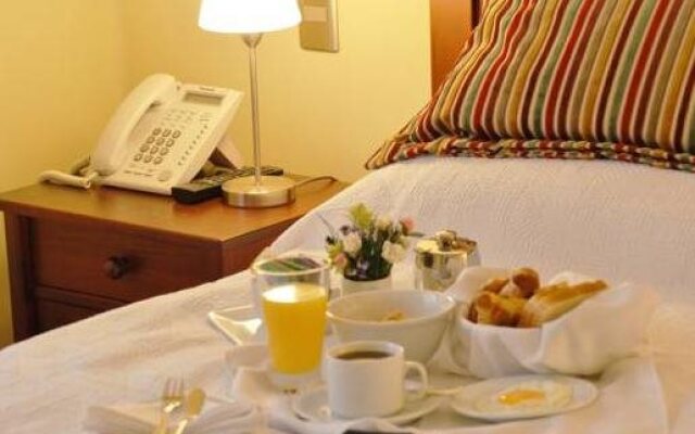 Oporto Hotel