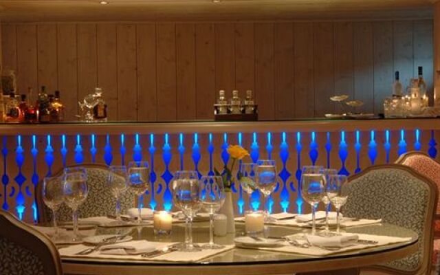 Santa Marina Arachova Resort & Spa