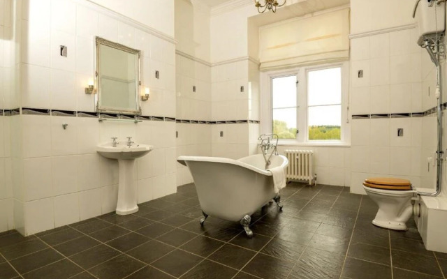 Lynford Hall Hotel