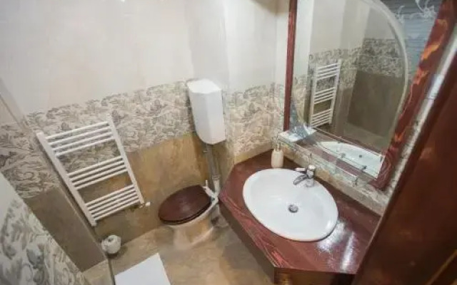 History Apartment Str Cetatii
