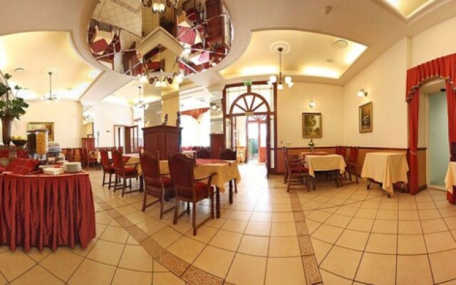 Geréby Kúria Hotel és Lovasudvar
