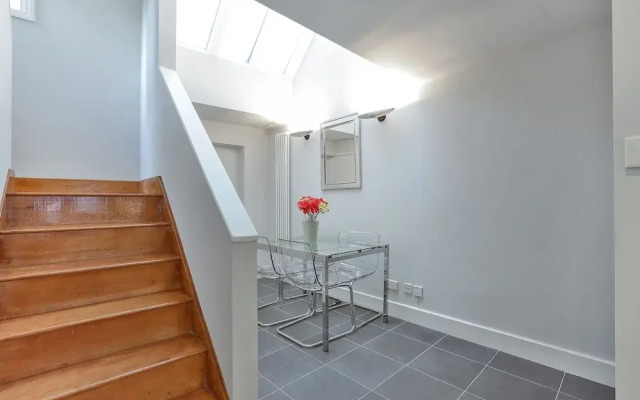 Sparkling 2 Bed Mews House