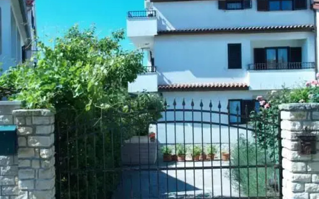 Apartments Ivanisevic